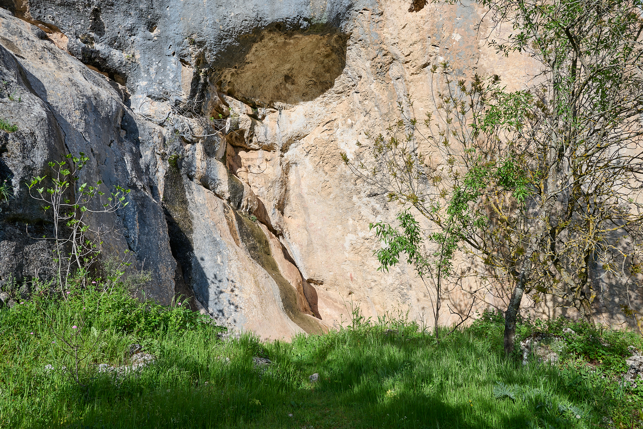 Abrigo de la Cañada de Corcuela - Moclín - Poniente de Granada