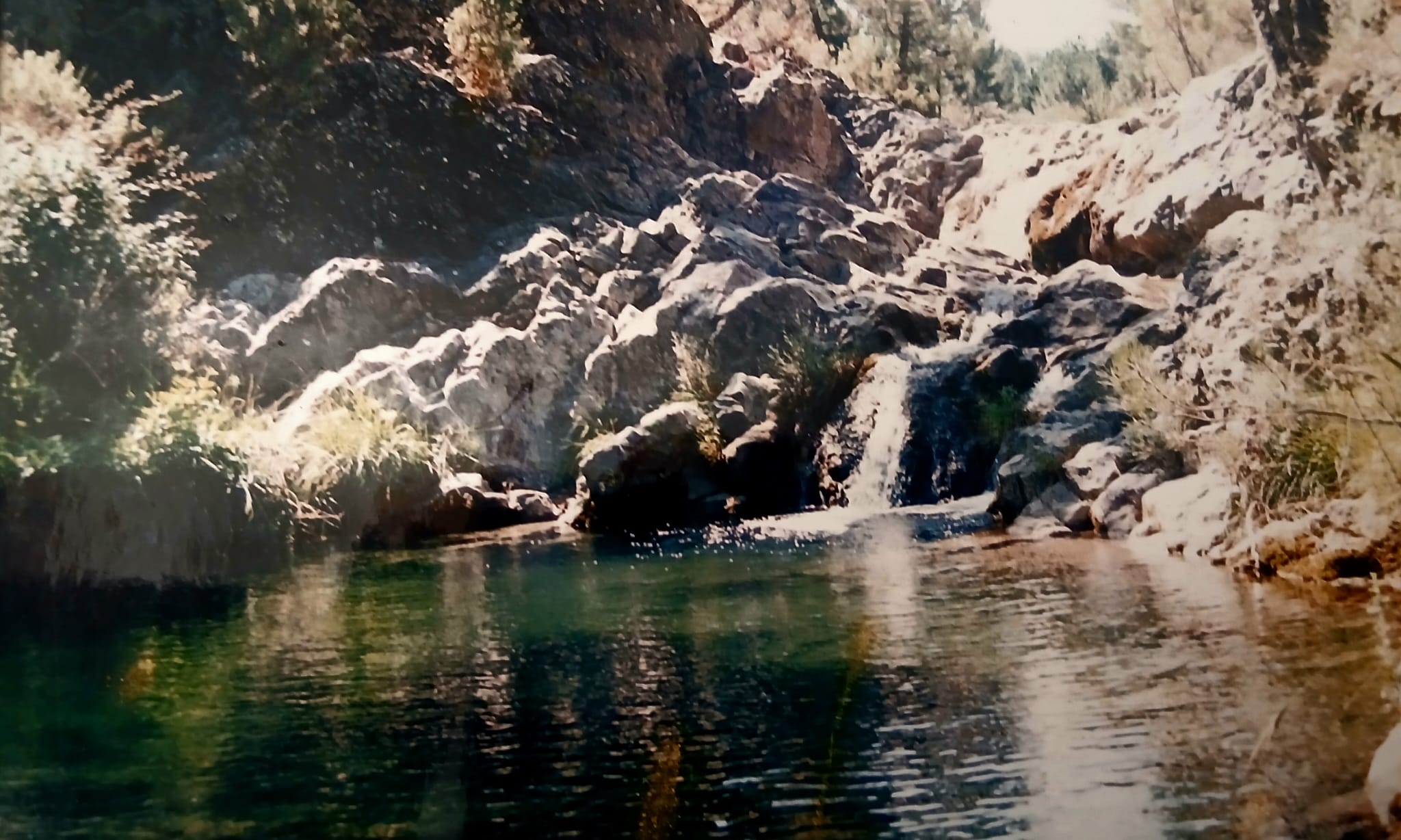 Poza y cascada del Romance Jayena - Poniente de Granada (1)